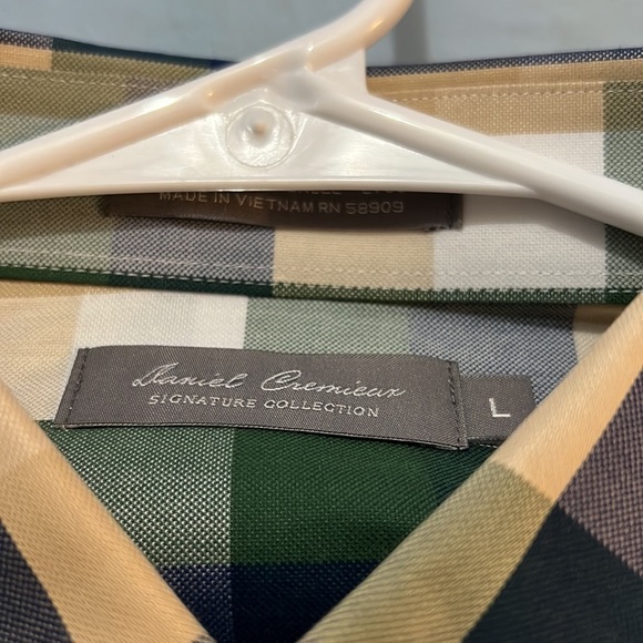 Large long sleeve dress shirt - Picture 2 of 2